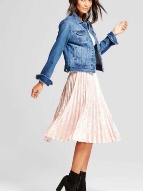 a new day Blush Pleated Velvet Midi Skirt